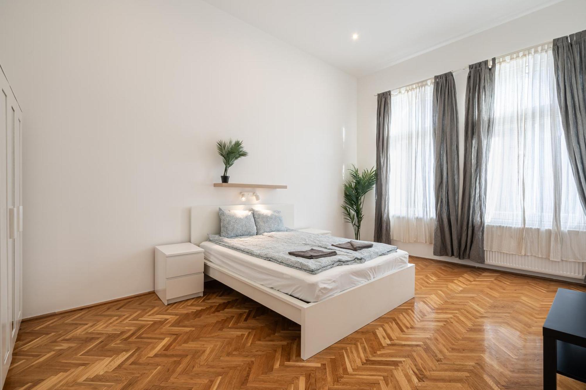 Luxurious Downtown Family Suite Budapeste Exterior foto