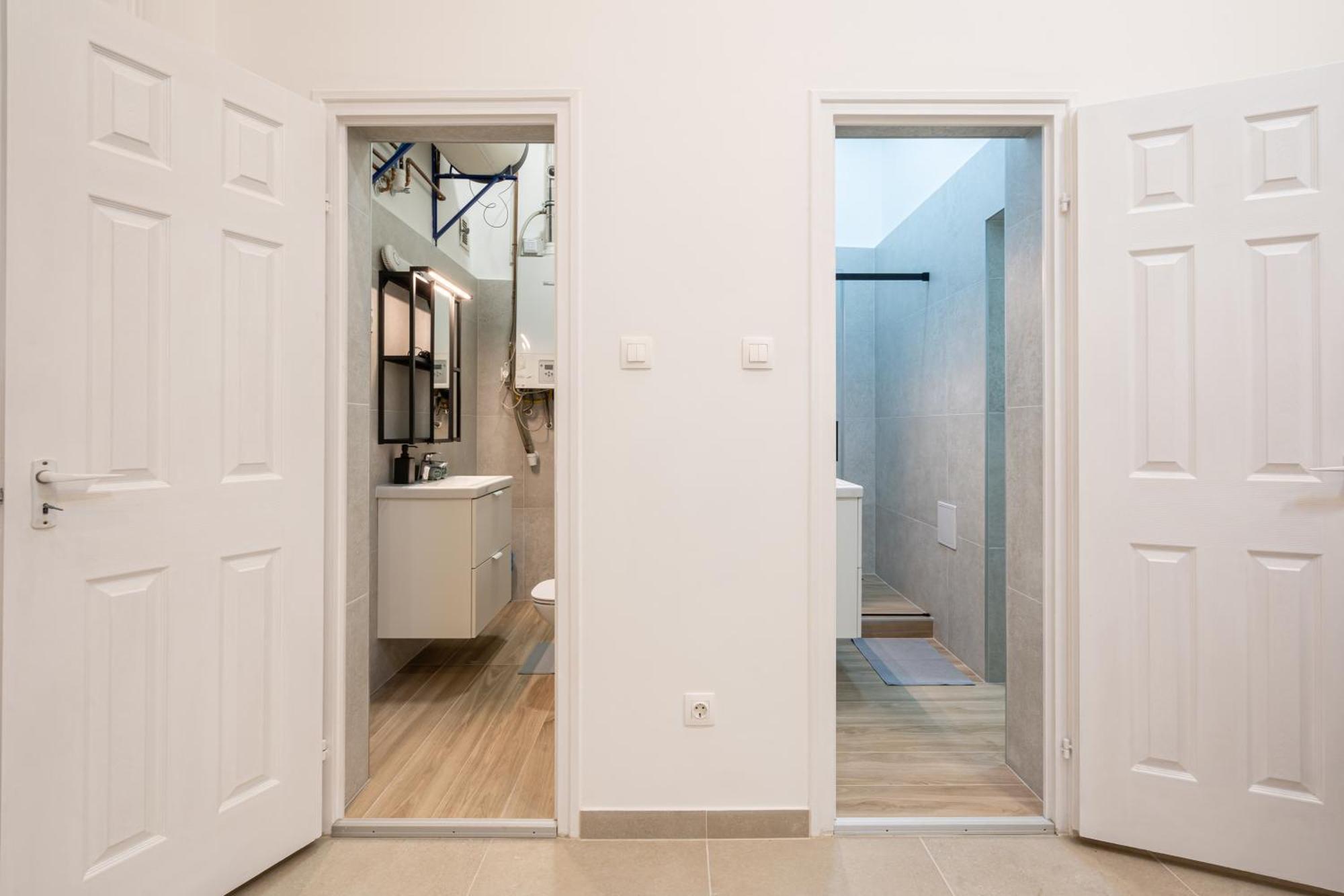 Luxurious Downtown Family Suite Budapeste Exterior foto