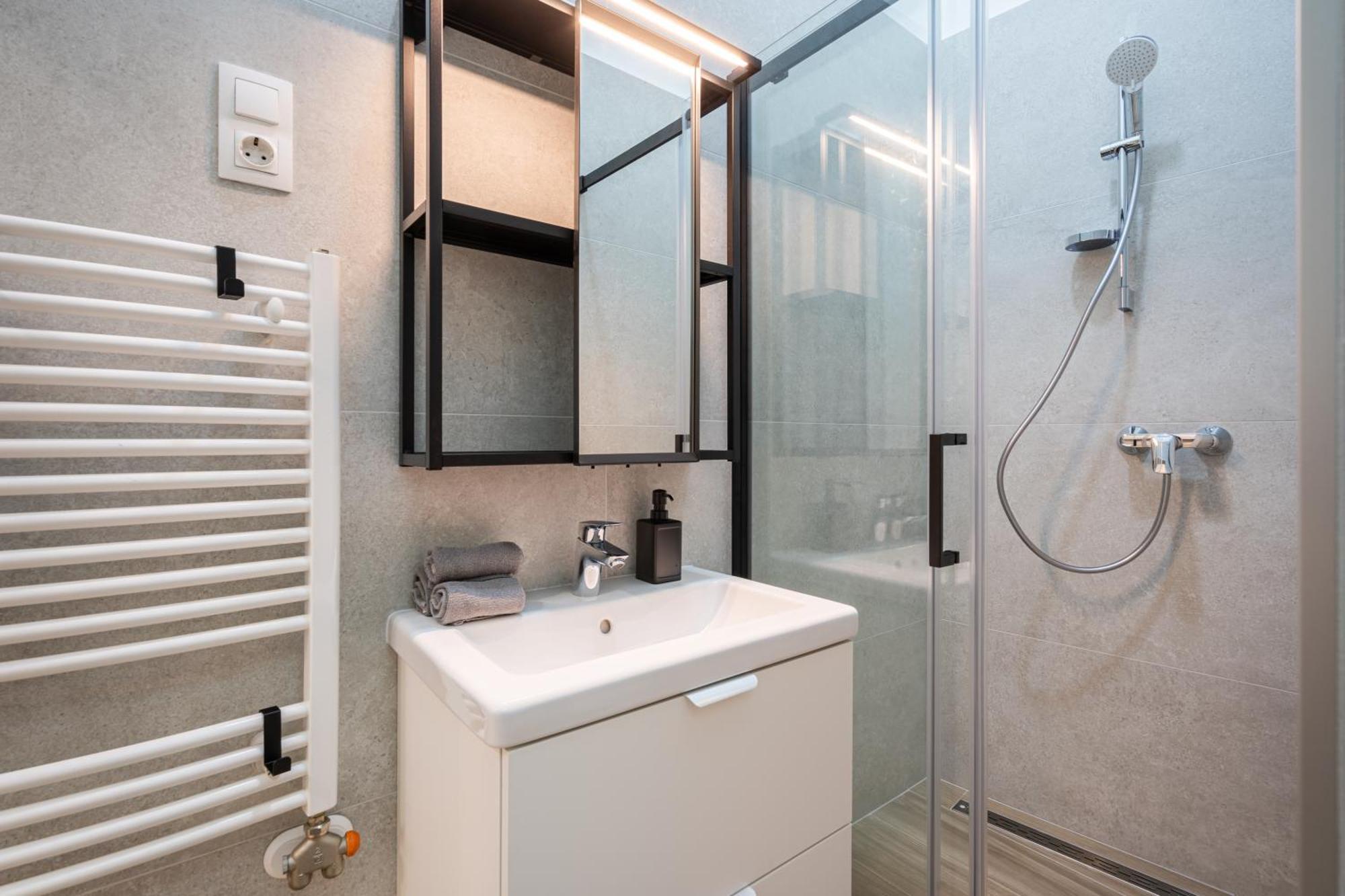 Luxurious Downtown Family Suite Budapeste Exterior foto